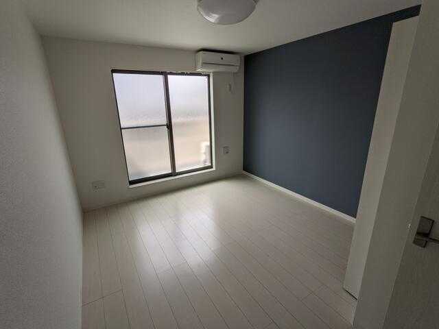 居室・リビング　別号室画像