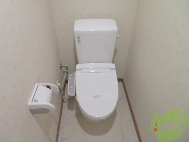 トイレ　ウォシュレット付きのトイレです。シャワートイレは日本の宝。
