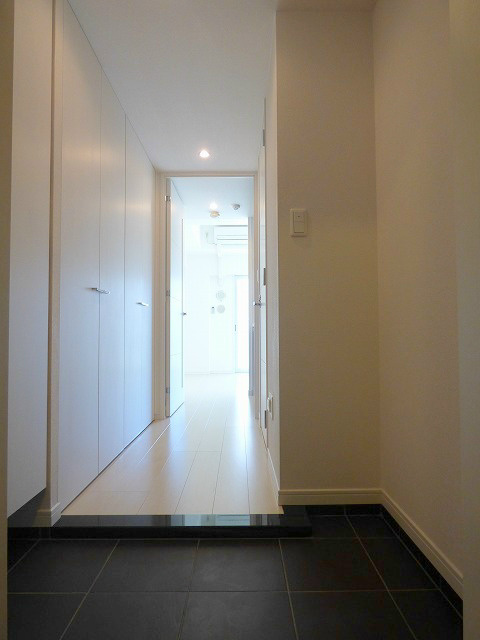 玄関　※写真と異なる場合現状優先。