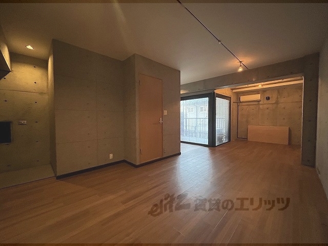 居室・リビング　洋室