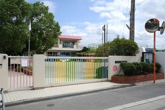 幼稚園・保育園　茨木市立保育園郡保育所（幼稚園・保育園）まで452m