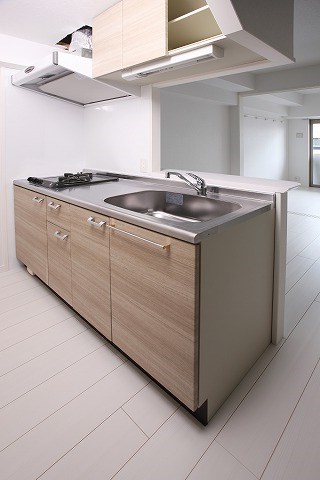 キッチン　別部屋参考写真です