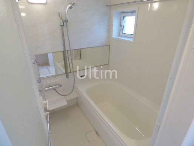 バス・シャワールーム　※別のお部屋のお写真です。御参考までに。