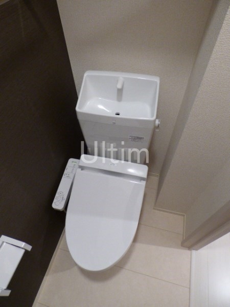 トイレ　※別のお部屋のお写真です。御参考までに。