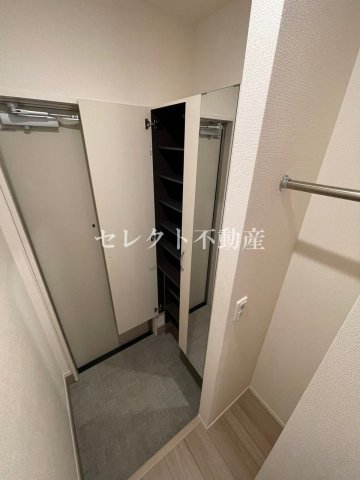 玄関　【ポラリス北浜 B棟】