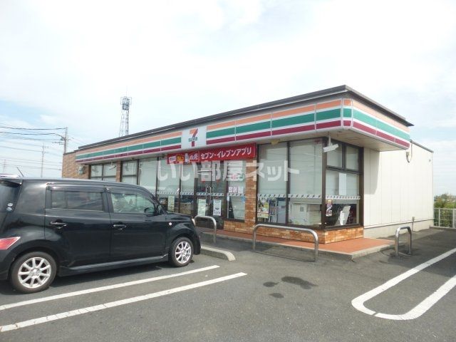 コンビニ　セブンイレブン 北川辺向古河店（コンビニ）まで1099m