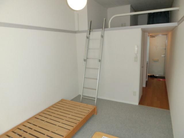 居室・リビング　別アングルからみたお部屋