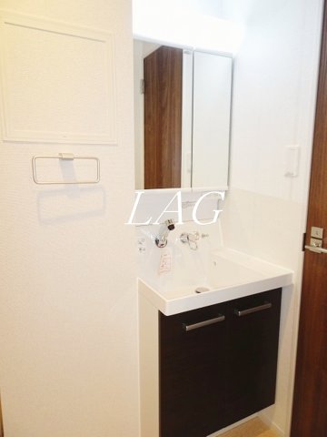 洗面設備　洗面台です。