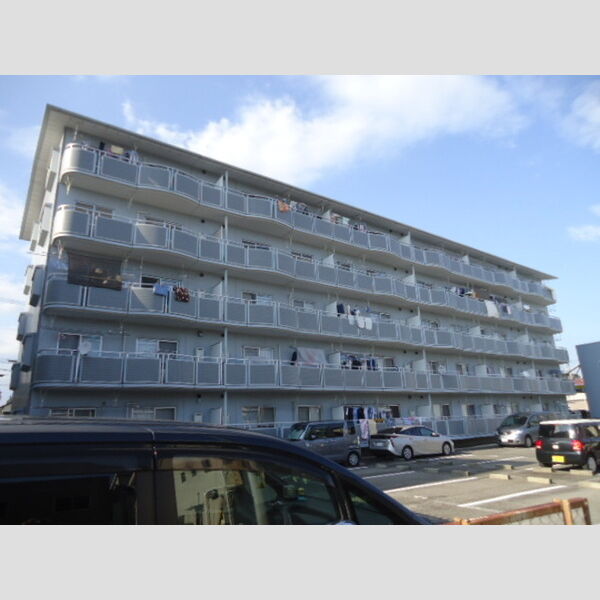 建物外観　南側外観