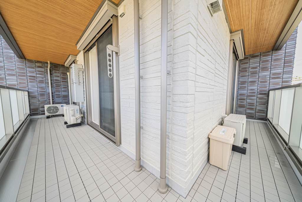 バルコニー　バルコニー