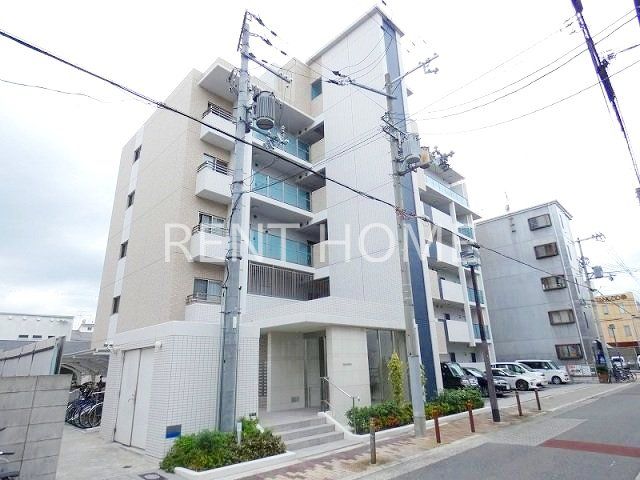 建物外観　鉄筋コンクリート造６階建て