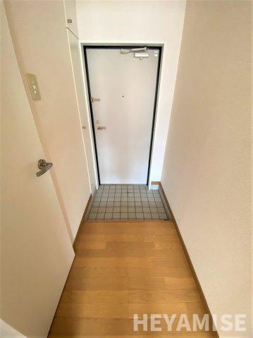 玄関　※同間取りの別のお部屋の写真です※