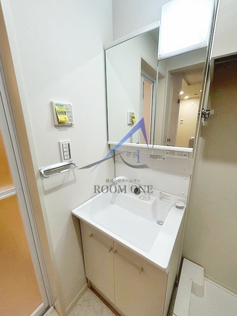 洗面設備　洗面台です。