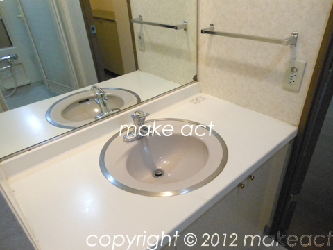 洗面設備　■室内参考写真