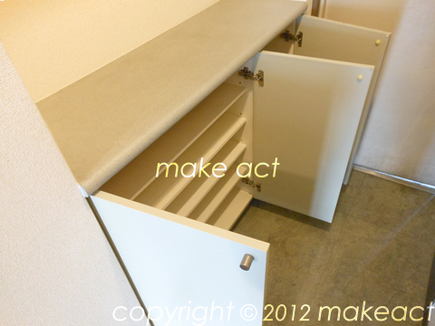 収納　■室内参考写真