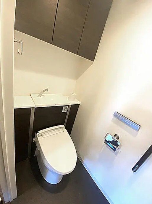 トイレ　写真は同タイプ住居です。