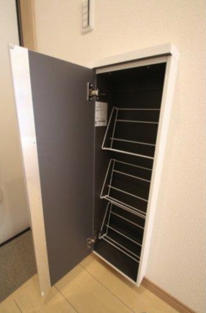 その他設備　玄関