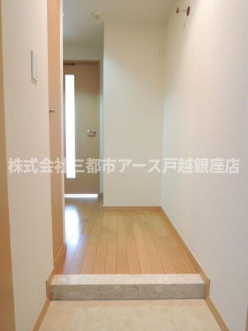 玄関　スカイコート目黒壱番館