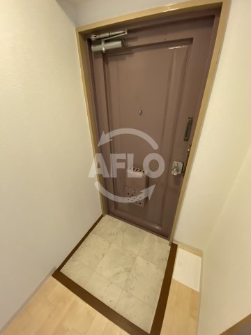 玄関　ジャルダン上本町　玄関