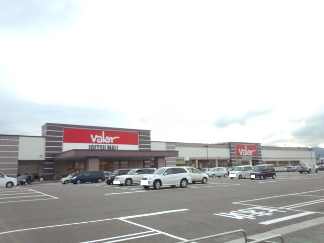 ショッピングセンター　上越モール（ショッピングセンター）まで2215m