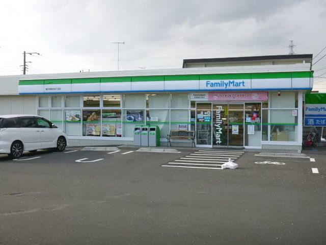 コンビニ　ファミリーマート藤沢湘南台四丁目店（コンビニ）まで760m