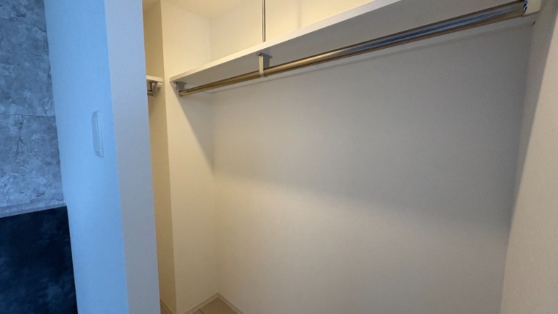 収納　ウォークインクローゼット