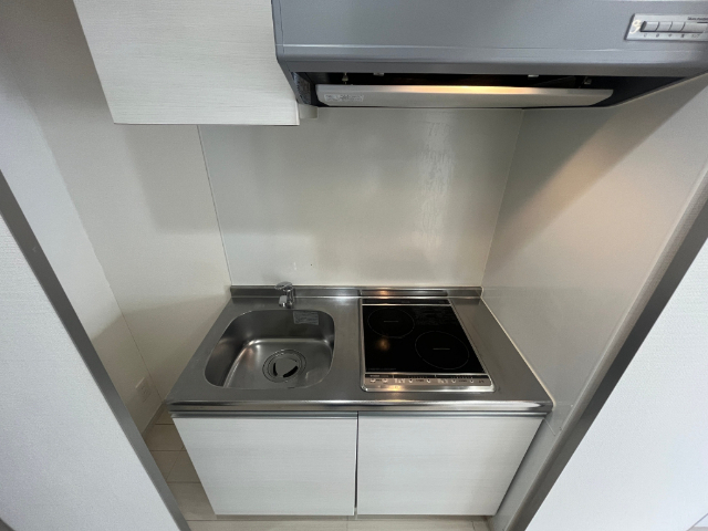 キッチン　写真は別部屋の参考写真になります。