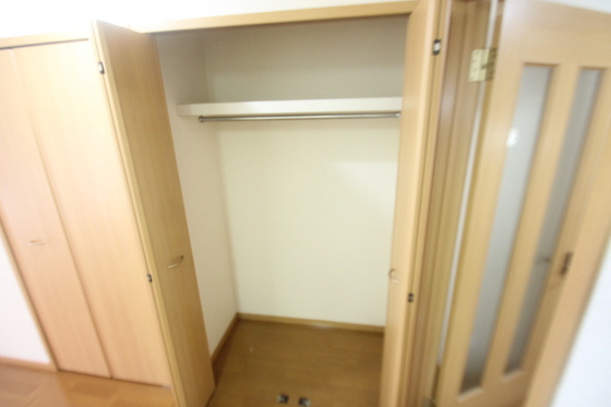 収納　※別部屋の写真です