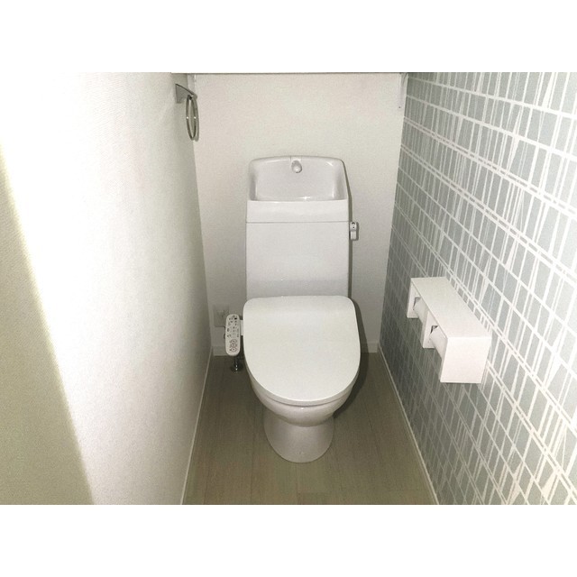 トイレ　清潔感のあるトイレです