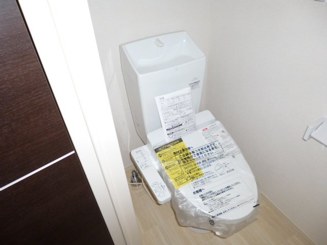 トイレ　シャワー付きトイレ