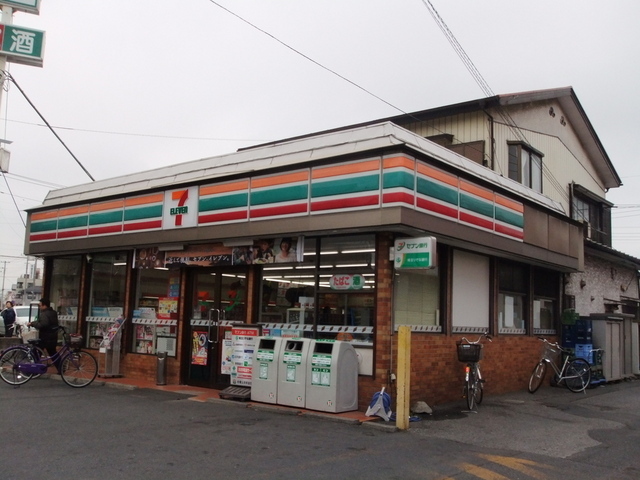 コンビニ　セブンイレブン 越谷宮本店（コンビニ）まで579m