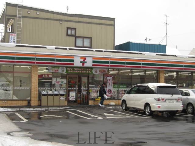 コンビニ　セブンイレブン札幌美園5条店（コンビニ）まで322m