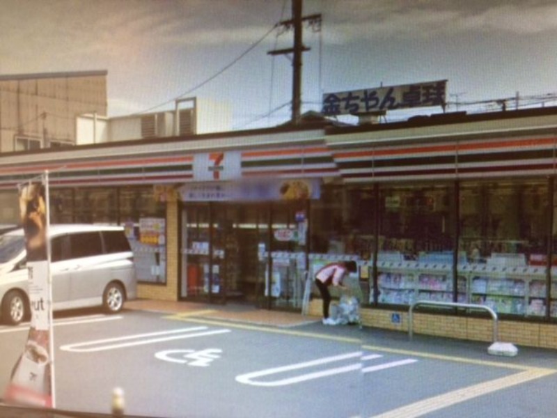 コンビニ　セブンイレブン大阪巽東4丁目店（コンビニ）まで137m