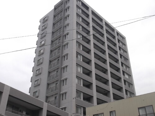建物外観　外観　※2013年6月撮影