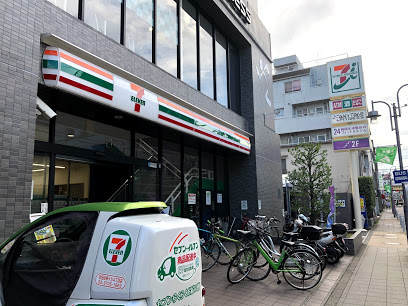 コンビニ　セブンイレブン 世田谷等々力4丁目店（コンビニ）まで736m