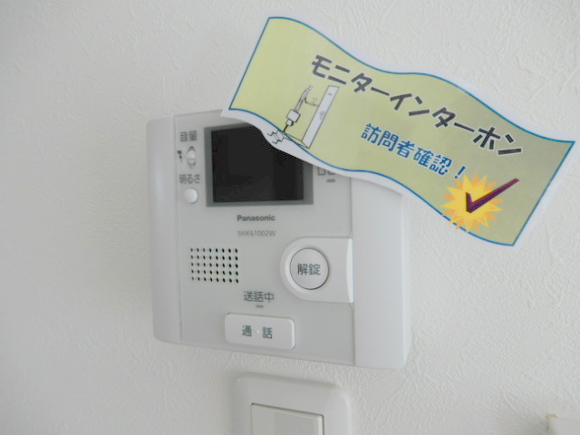 セキュリティ　モニター付きインターホンです♪