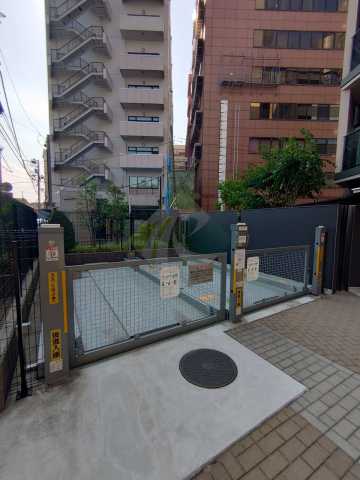 駐車場　クレヴィア池袋West