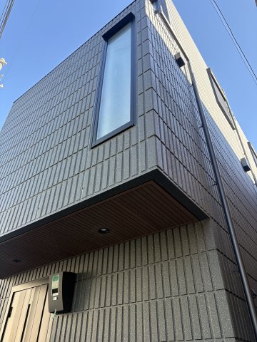 建物外観　建物西面一部