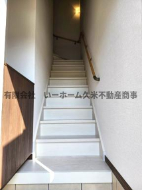 玄関　収納もある玄関です