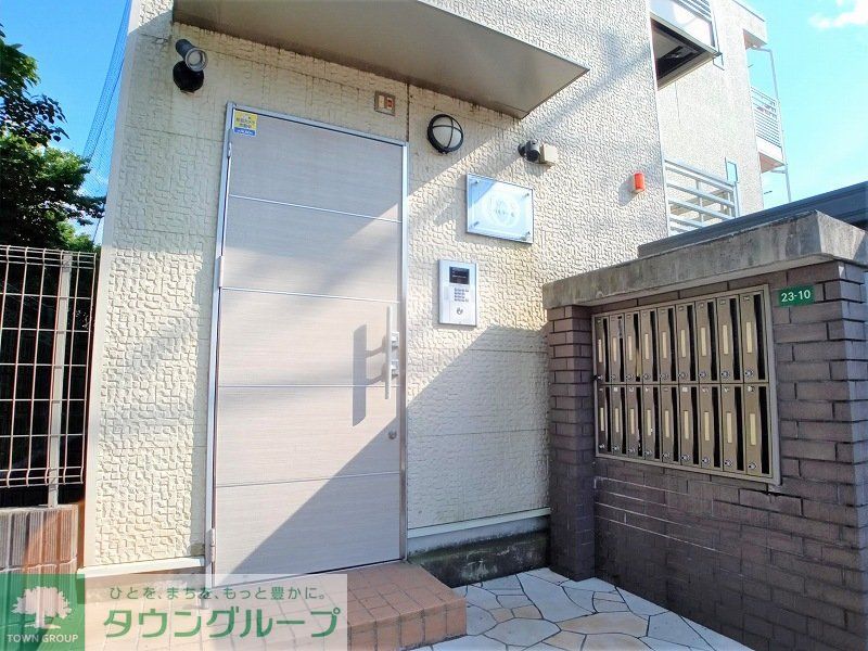 その他　オートロックゲート付き。