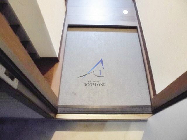 玄関　玄関です。