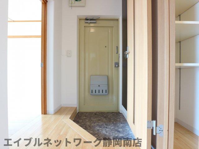 洗面設備　広い洗面スペース