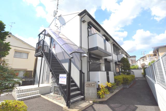 建物外観　閑静な住宅街です♪