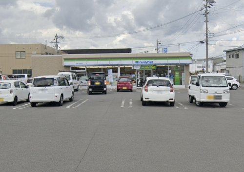 コンビニ　ファミリーマート 長野川合新田店（コンビニ）まで454m