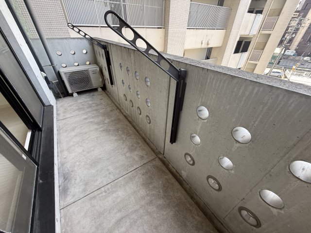 バルコニー　スタジオスクエア大須