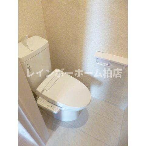 トイレ　落ち着いたトイレです