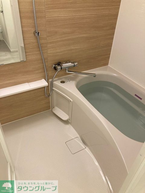 バス・シャワールーム　※写真は同タイプ住戸です。