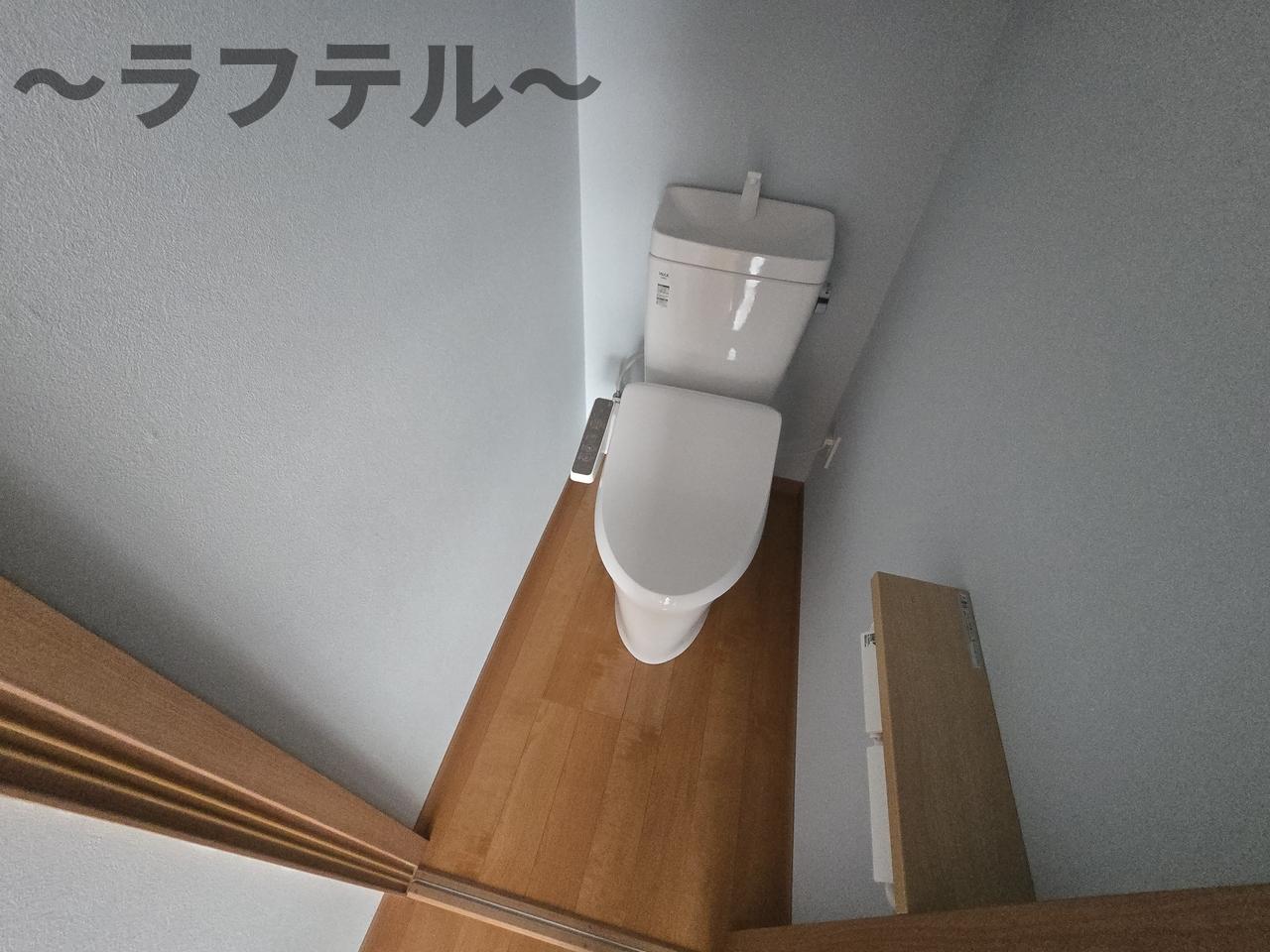 トイレ　別部屋イメージ写真