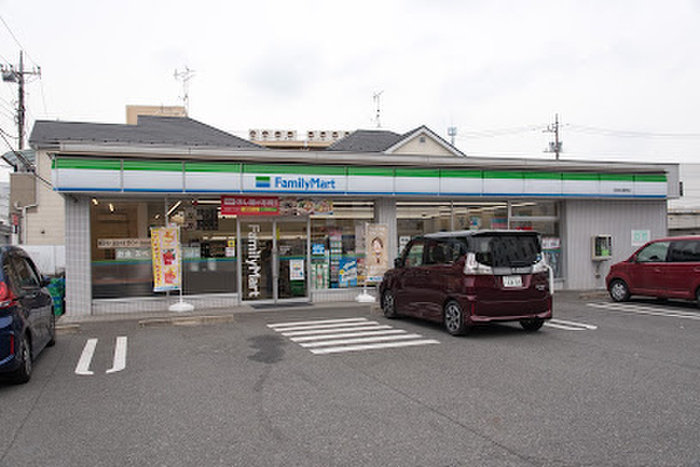 コンビニ　ファミリーマート 昭島武蔵野店（コンビニ）まで650m