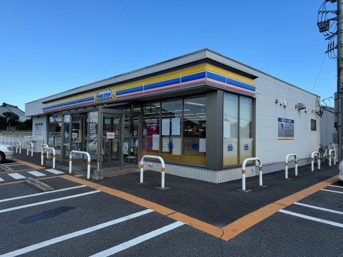 コンビニ　ミニストップ八街おおぎ店（コンビニ）まで875m